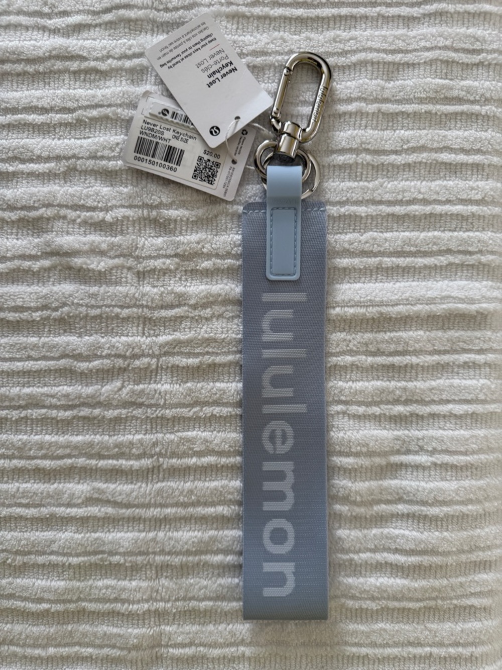 lululemon athletica Solar Grey/Starch Blue Never Lost  Keychain - Picture 2 of 2